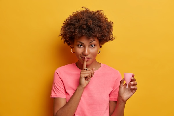 Chica con dudas sobre la regla Chica con dudas sobre la regla